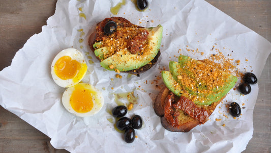 Avocado Brot mit Dukkah