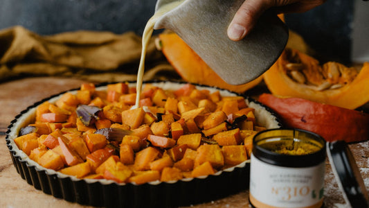 Kürbis-Quiche mit Grünkohlsalat