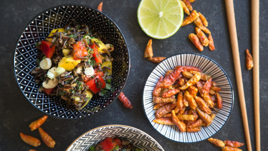 Thailändischer Reissalat mit Mango