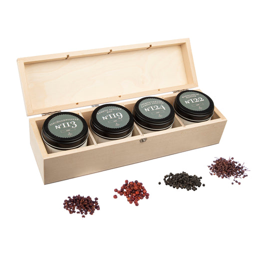 Vier Gewürzgläser in einer Holzbox, Pfeffer Geschenkset Premium mit Bio Szechuan Pfeffer.