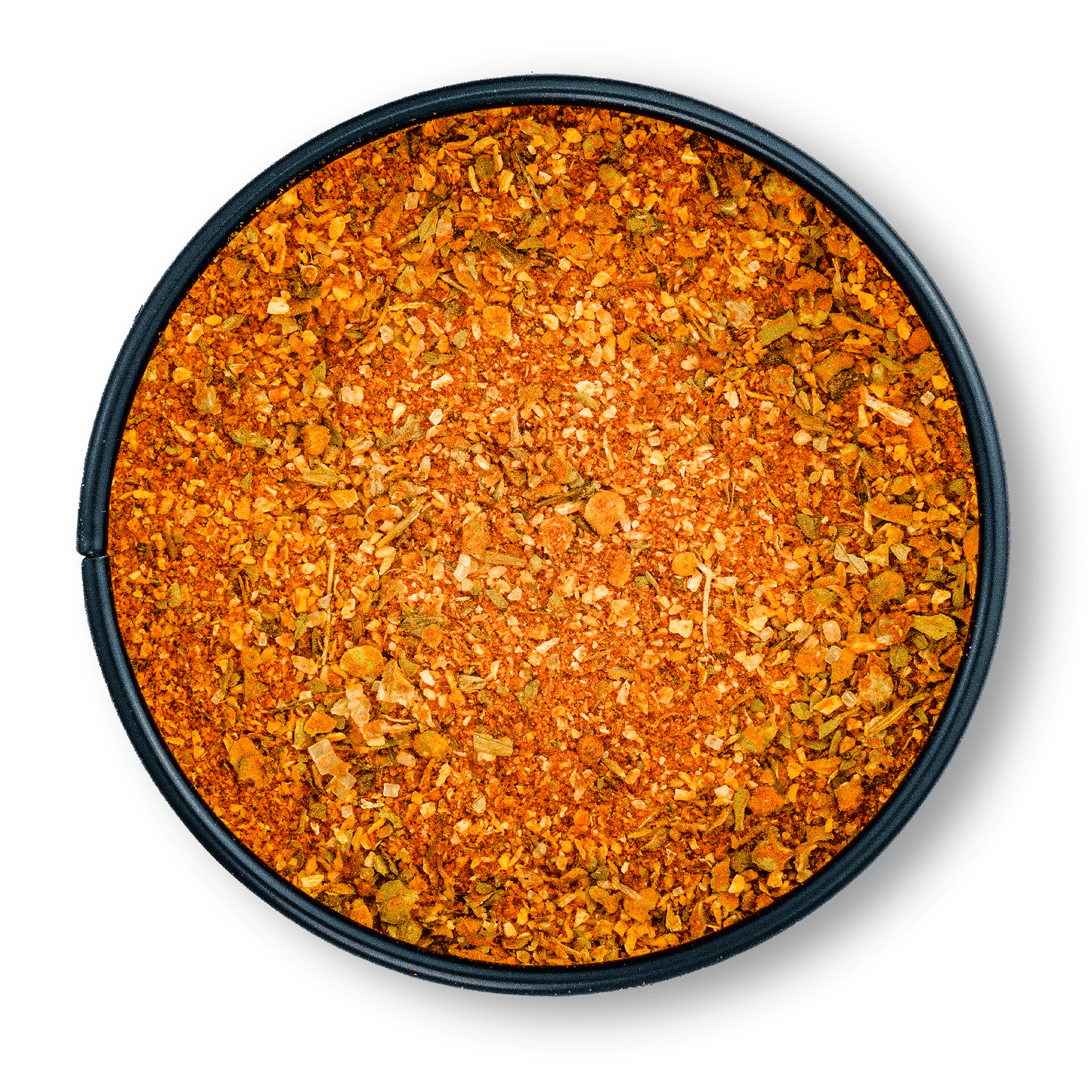 Runde schwarze Schale mit orange-rotem Bio Schwenker Gewürz, von oben auf weißem Hintergrund.